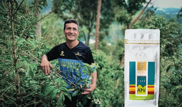 Yoniser-Mego-Silva-mejor-cafe-del-peru-2023-cenfrocafe
